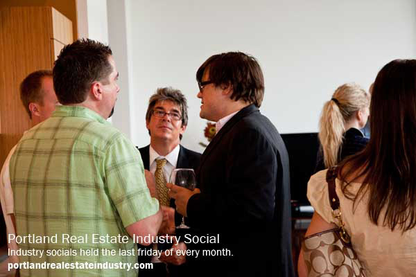 cyan_portlandrealestate_industrysocial_061