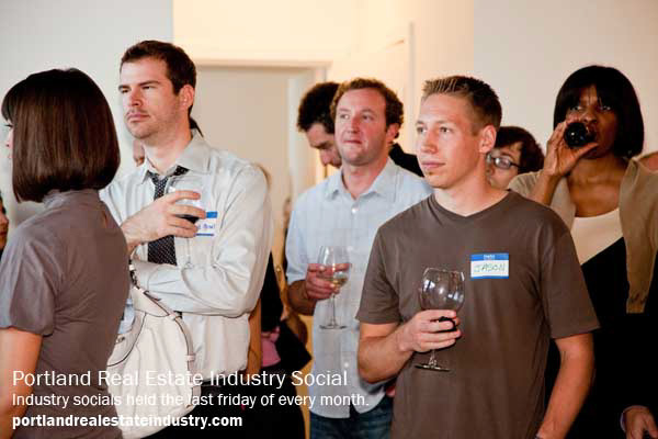 cyan_portlandrealestate_industrysocial_081